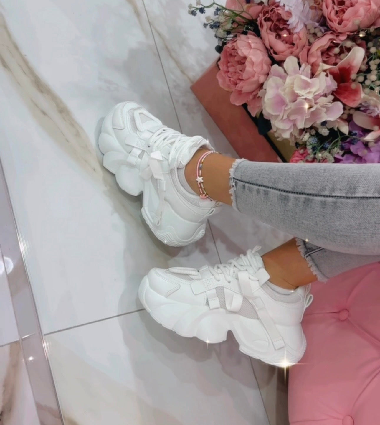 Sneakers Bomber
