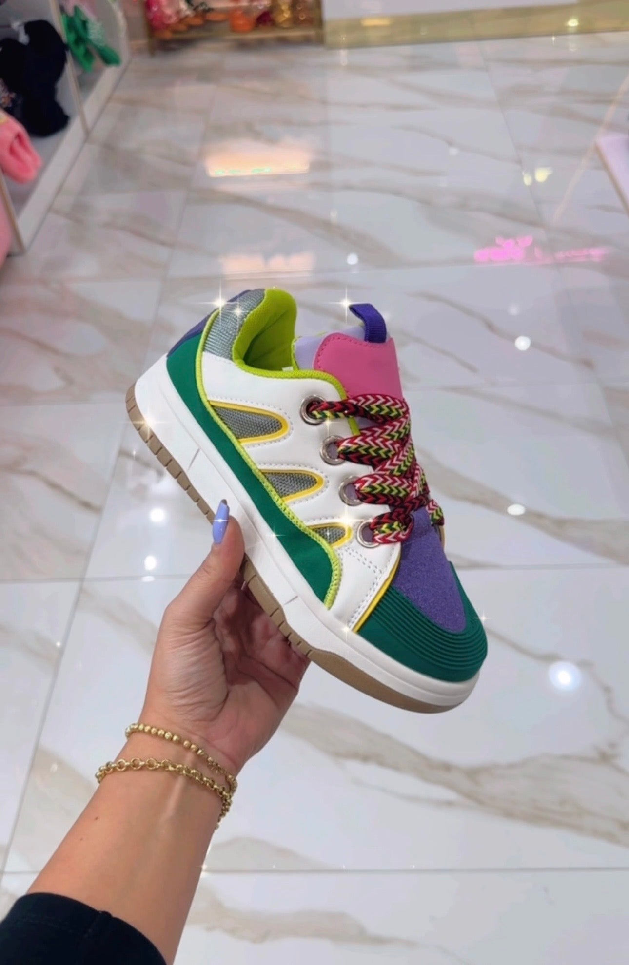 Sneakers LAN