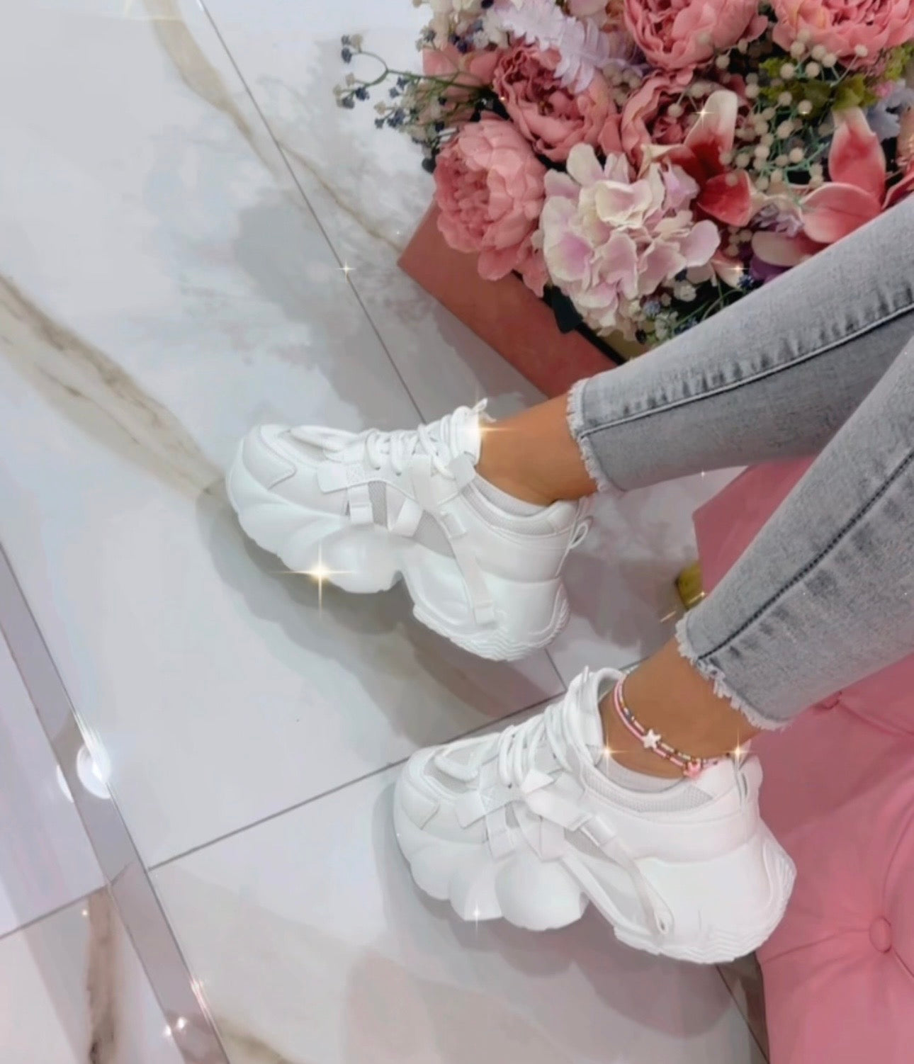 Sneakers Bomber